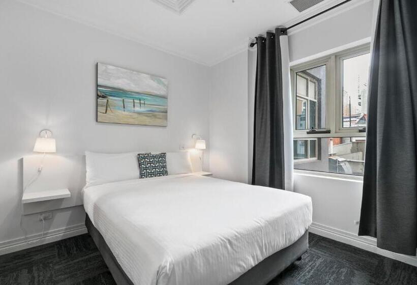 Comfort Hotel Melbourne Central