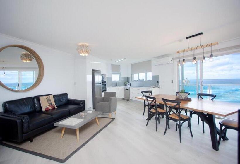 Grosvenor Beachfront Apartments Surfers Paradise