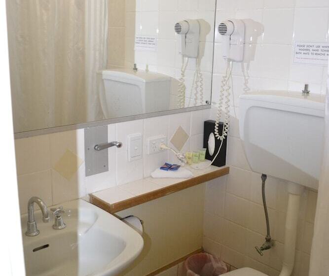 בית מלון כפרי Aberdeen Motor Inn