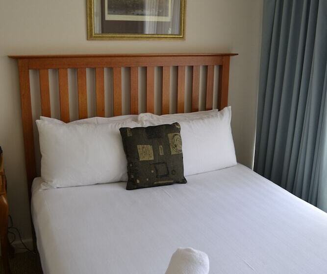 בית מלון כפרי Aberdeen Motor Inn