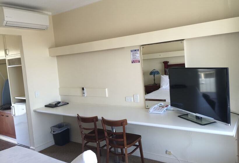 בית מלון כפרי Aberdeen Motor Inn