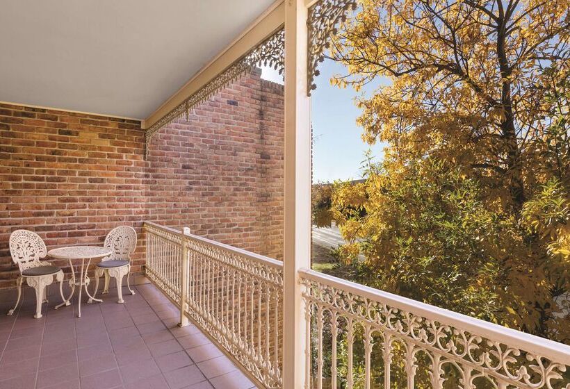 ホテル Adina Serviced Apartments Canberra Kingston