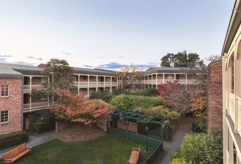ホテル Adina Serviced Apartments Canberra Kingston