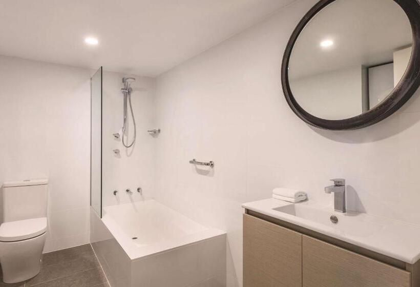 ホテル Adina Serviced Apartments Canberra Kingston