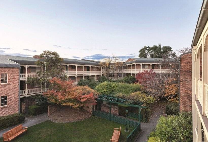 ホテル Adina Serviced Apartments Canberra Kingston