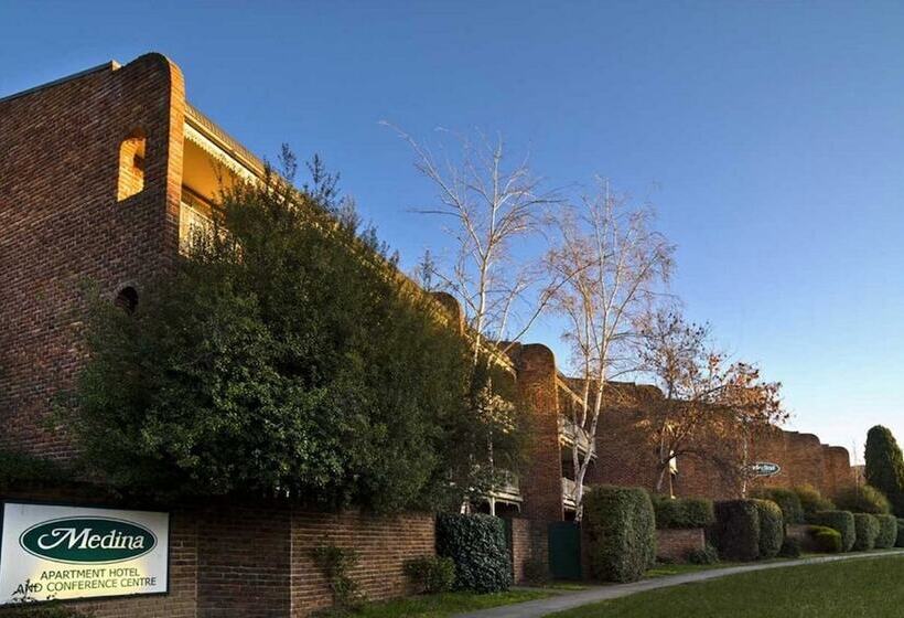 ホテル Adina Serviced Apartments Canberra Kingston