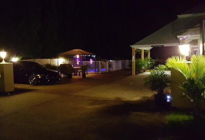 ホテル Admiral Nelson Motor Inn