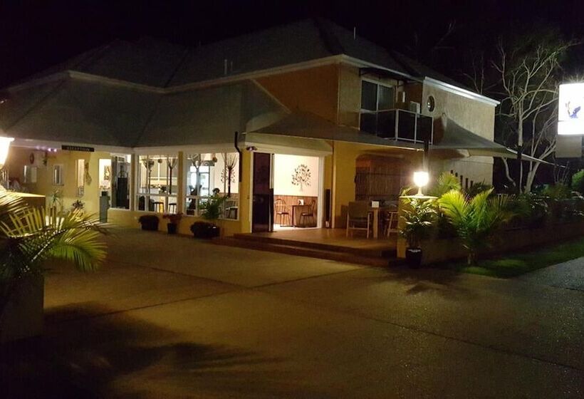 ホテル Admiral Nelson Motor Inn