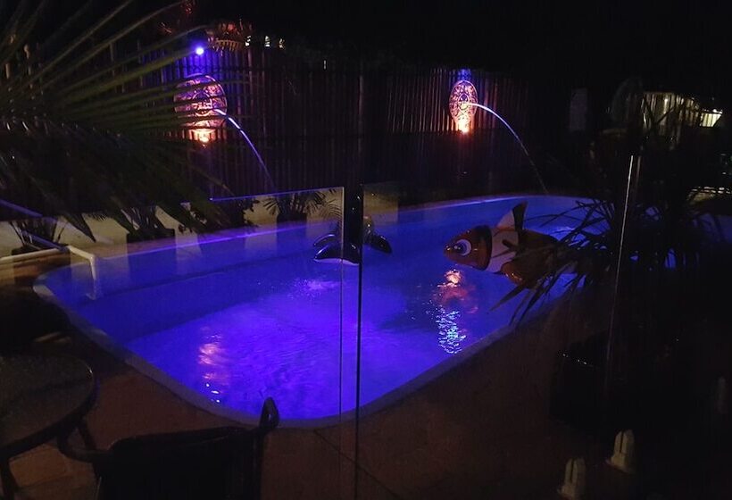 ホテル Admiral Nelson Motor Inn