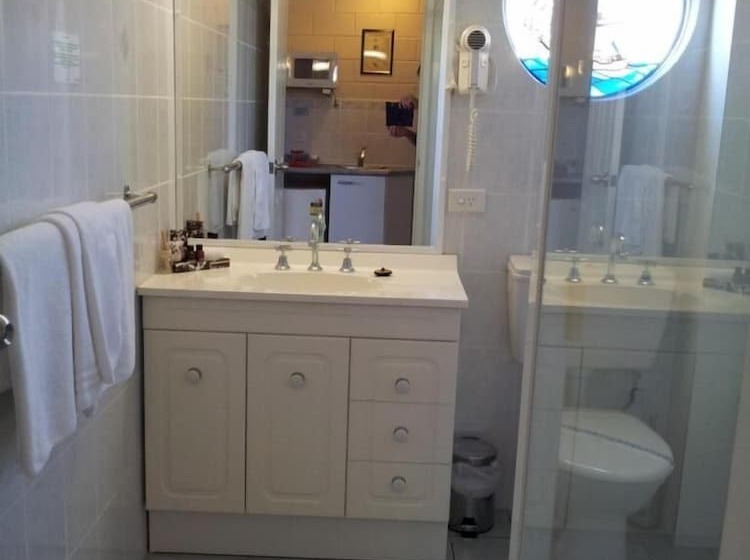 ホテル Admiral Nelson Motor Inn