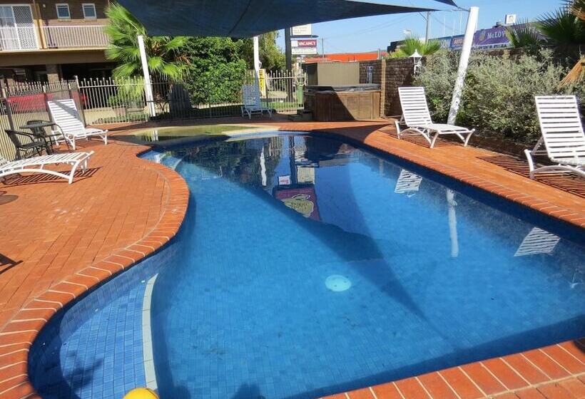 فندق Albury Classic Motor Inn