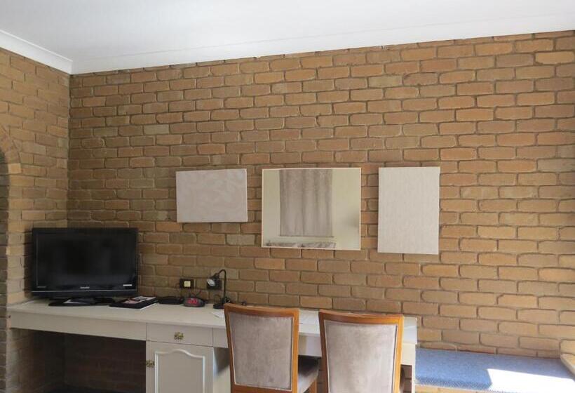 فندق Albury Classic Motor Inn