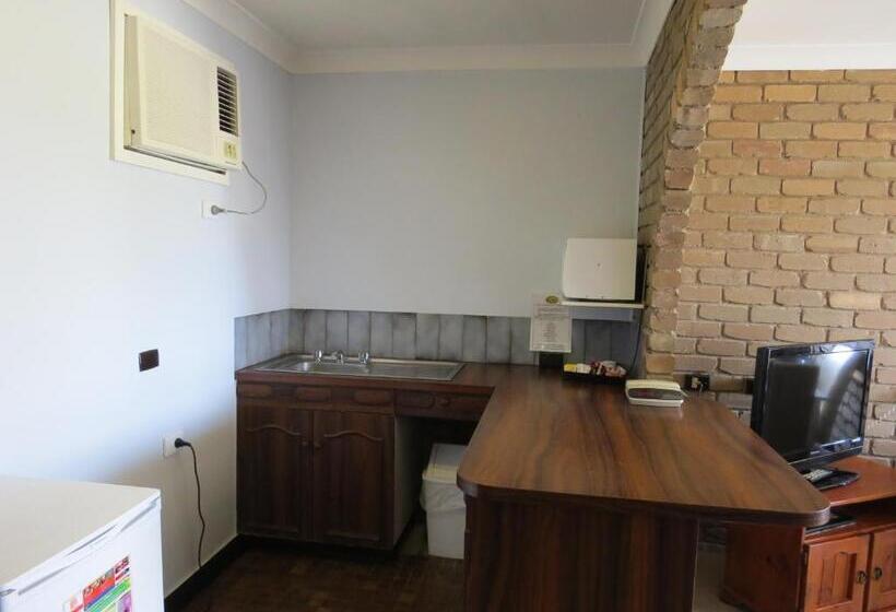 فندق Albury Classic Motor Inn