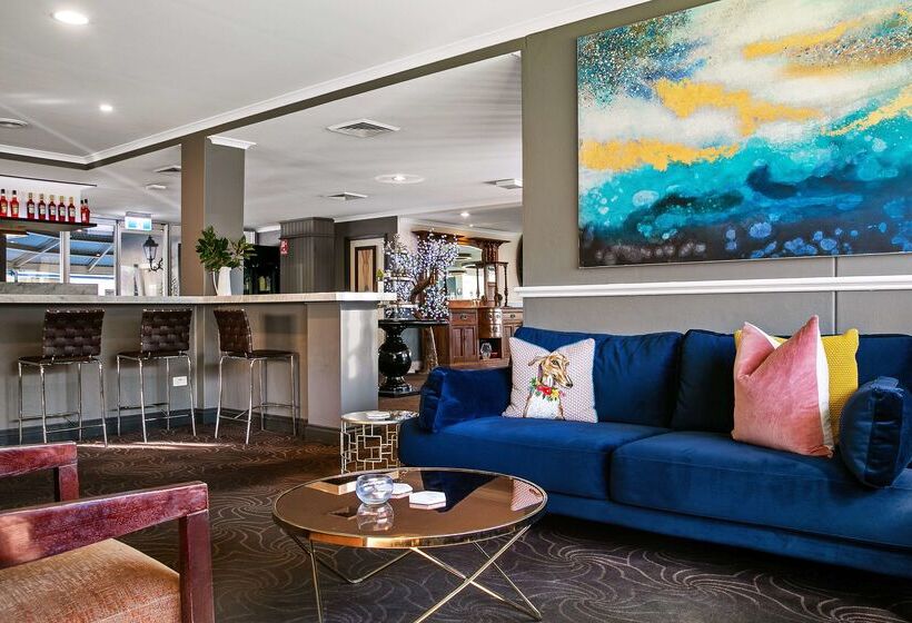 فندق Best Western Sanctuary Inn