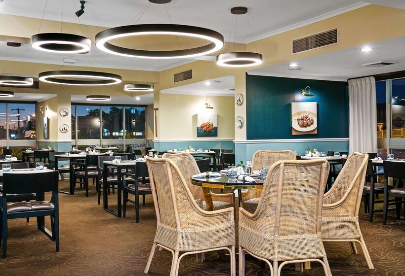 فندق Best Western Sanctuary Inn