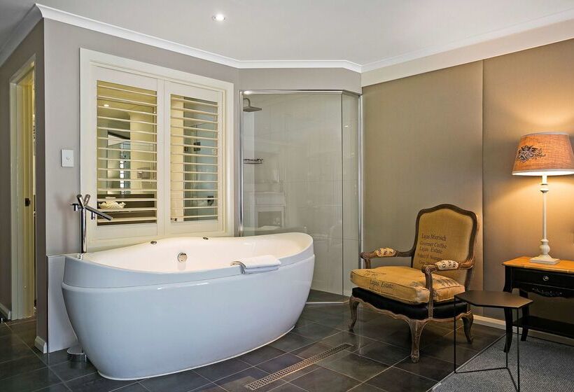 فندق Best Western Sanctuary Inn