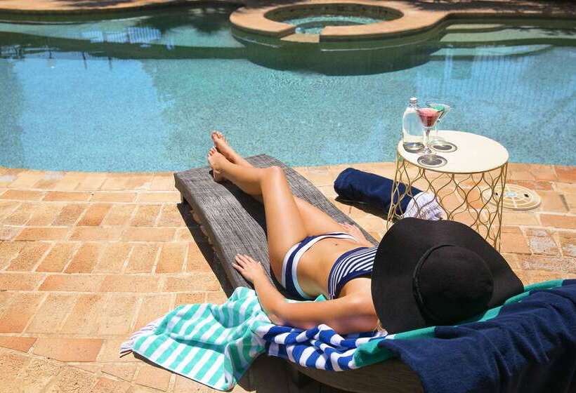 فندق Best Western Sanctuary Inn