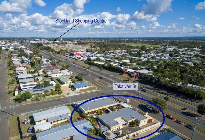 هتل Bundaberg Coral Villa Motor Inn