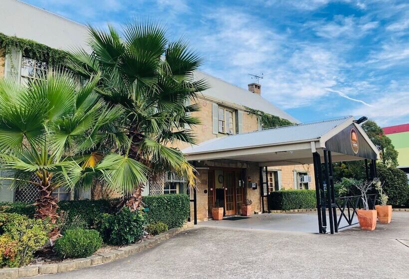 בית מלון כפרי Campbelltown Colonial Motor Inn