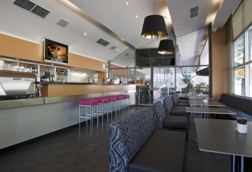 ホテル Clarion Suites Gateway