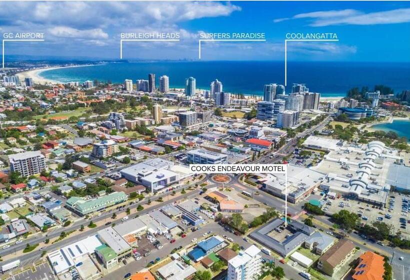 هتل Cooks Endeavour Motor Inn