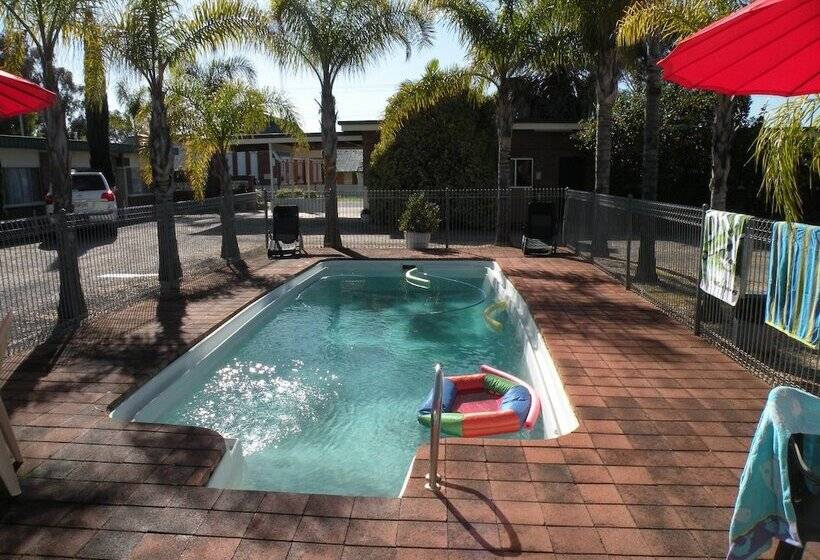 בית מלון כפרי Corowa Motor Inn