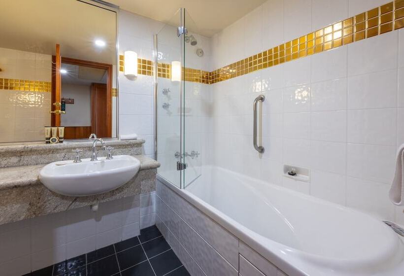 בית מלון כפרי Country Club Tasmania