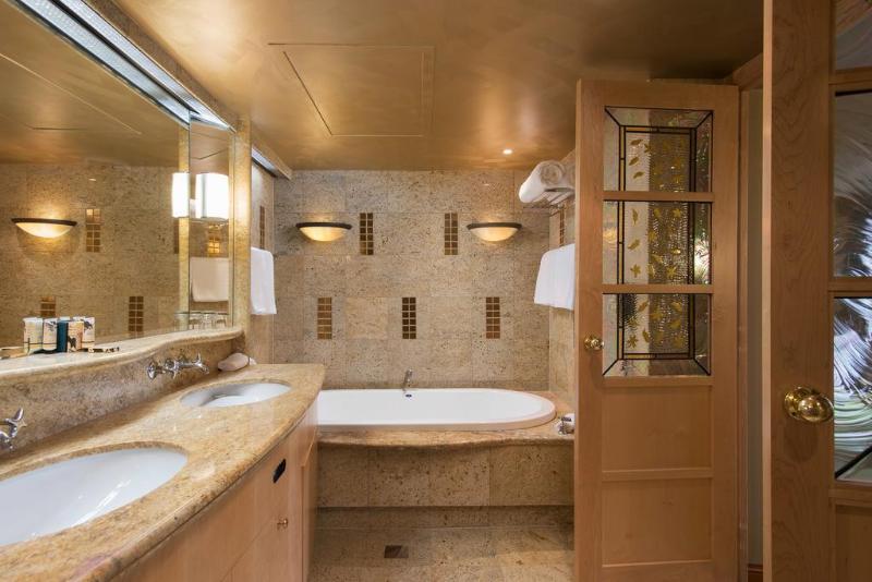 בית מלון כפרי Country Club Tasmania