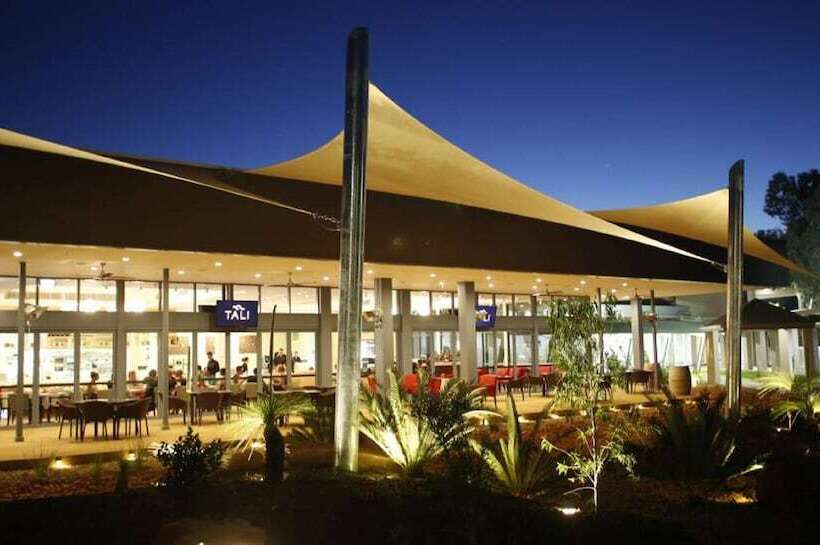هتل Crowne Plaza Alice Springs Lasseters, An Ihg