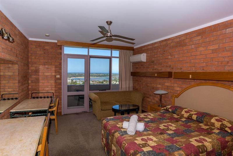 בית מלון כפרי Hillcrest Motor Inn