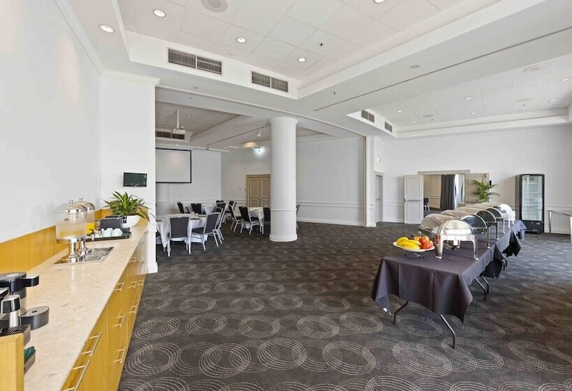 هتل Holiday Inn Sydney Potts Point