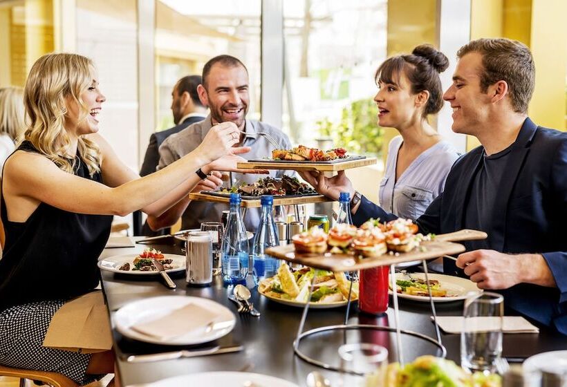 هتل Holiday Inn Sydney Potts Point