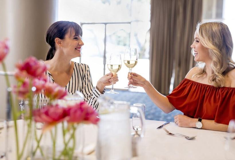 هتل Holiday Inn Sydney Potts Point