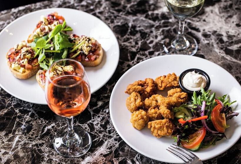 هتل Holiday Inn Sydney Potts Point