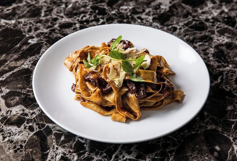 هتل Holiday Inn Sydney Potts Point