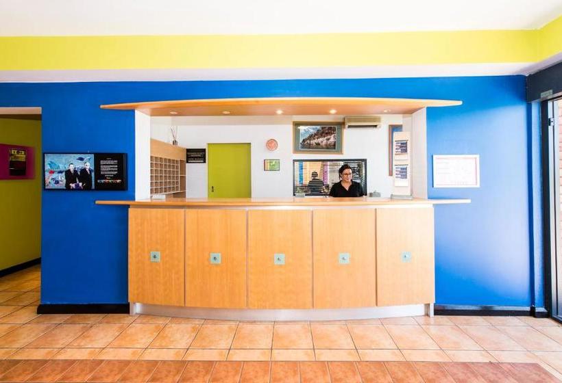 هتل The Cambridge Kununurra