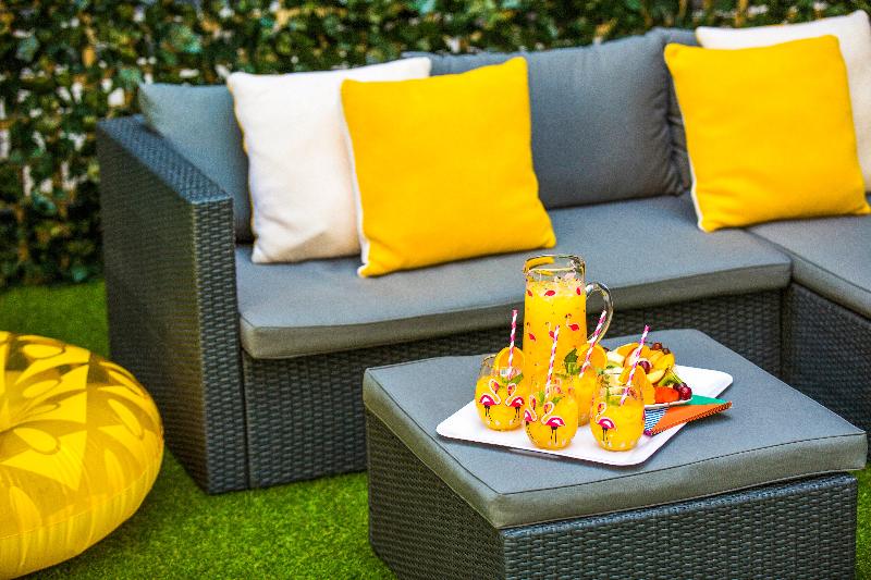 Отель Indigo Melbourne On Flinders, An Ihg