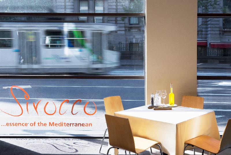 Отель Indigo Melbourne On Flinders, An Ihg