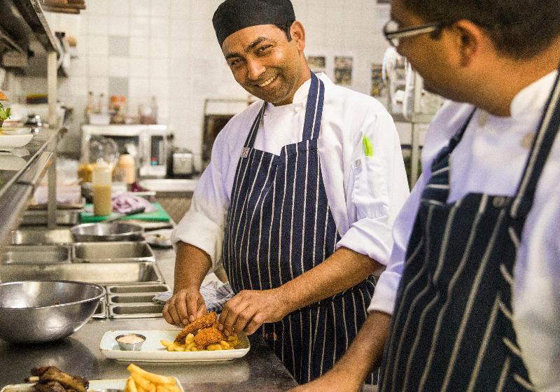 Отель Indigo Melbourne On Flinders, An Ihg