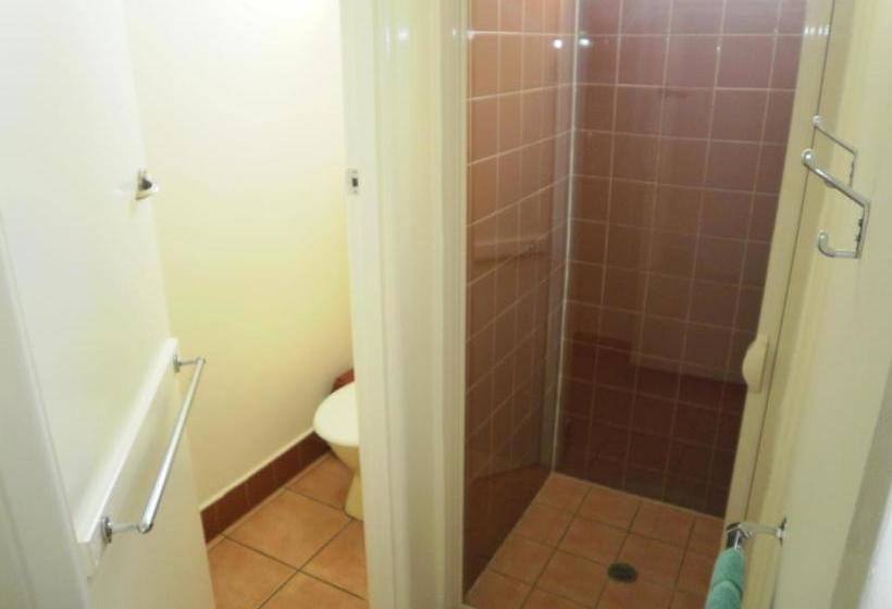 فندق Kar Rama Motor Inn