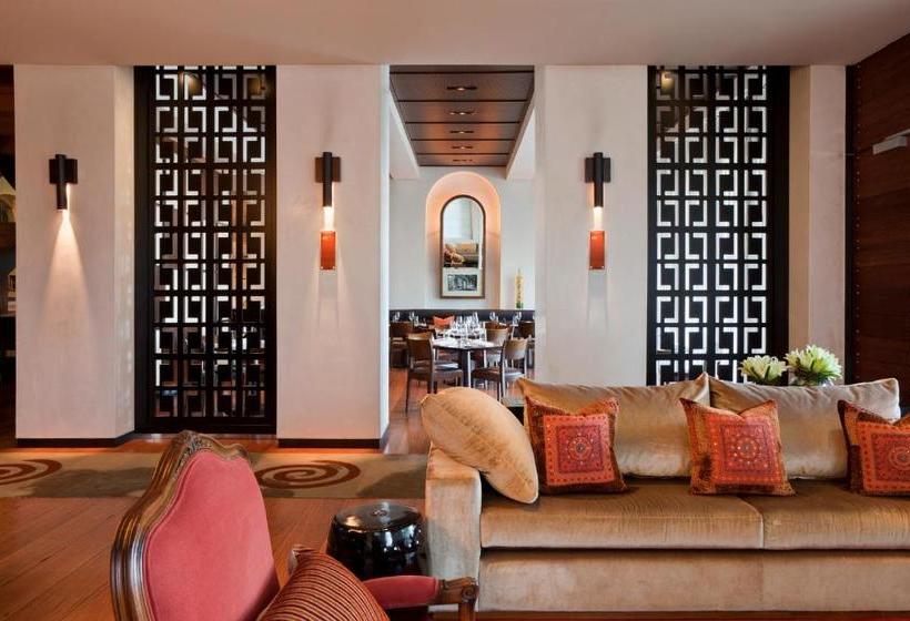 호텔 Lindrum Melbourne