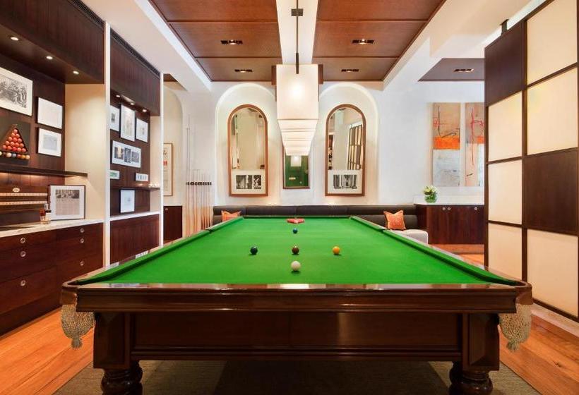 호텔 Lindrum Melbourne