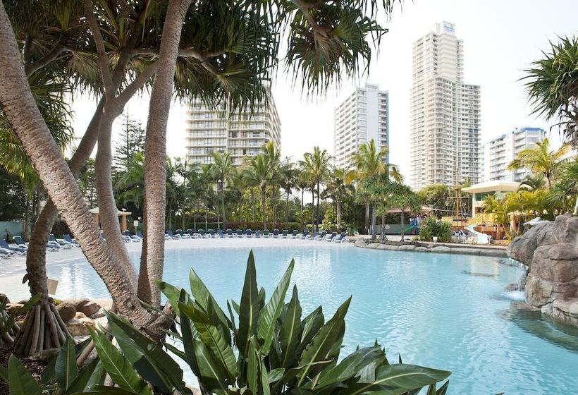 호텔 Mantra Crown Towers