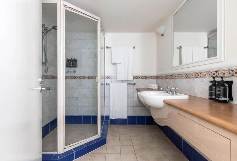 호텔 Mantra Crown Towers