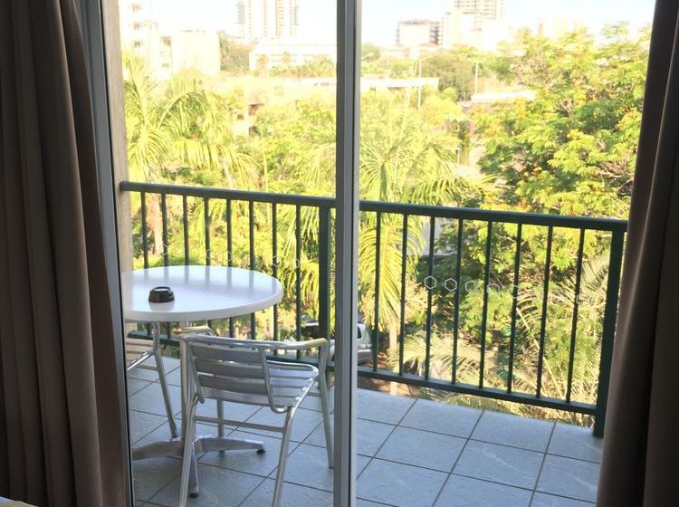 ホテル Mediterranean All Suites