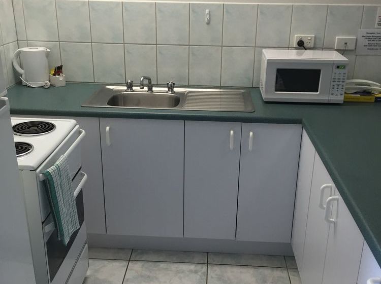 酒店 Mediterranean All Suites