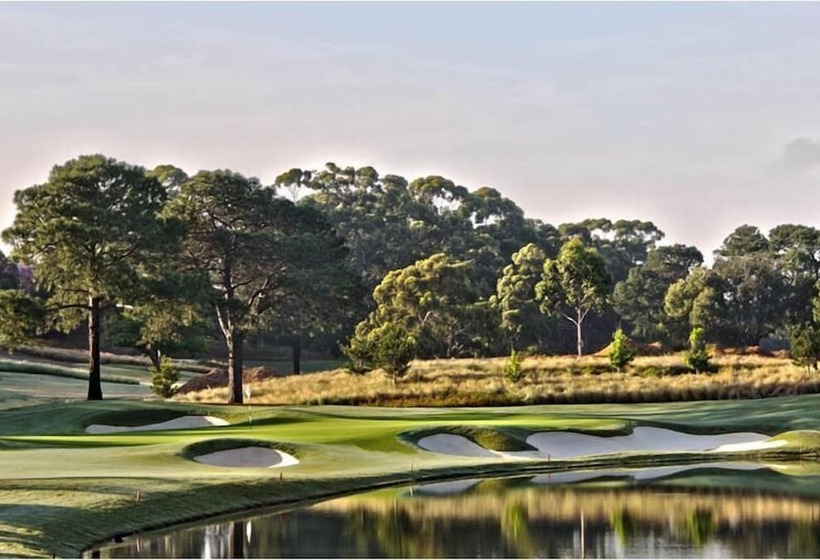 هتل Mercure Sydney