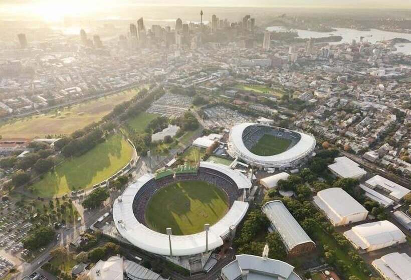 هتل Mercure Sydney