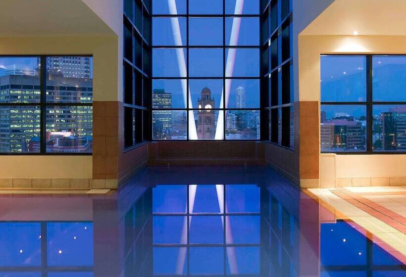 هتل Mercure Sydney