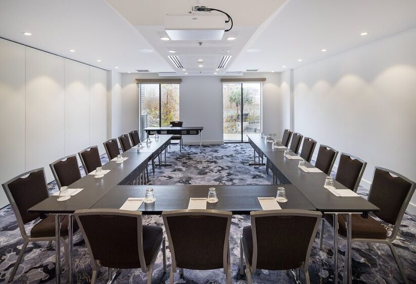 هتل Mercure Sydney